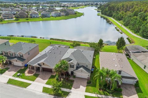 House in Kissimmee, Florida 4 bedrooms, 245.73 sq.m. № 2390938 - photo 2