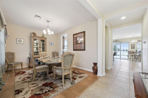 House in Kissimmee, Florida 4 bedrooms, 245.73 sq.m. № 2390938 - photo 12