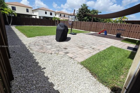 House in Doral, Florida 5 bedrooms, 277.96 sq.m. № 1946904 - photo 29