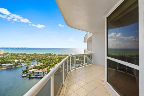 Condo in Aventura, Florida, 2 bedrooms  № 2066850 - photo 5