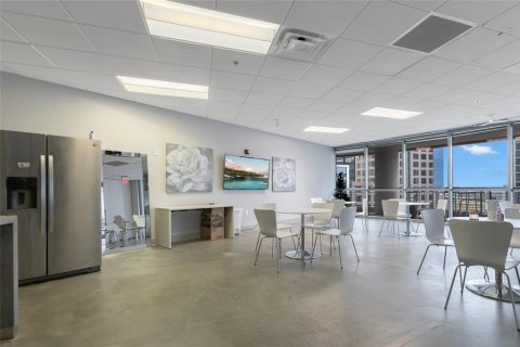 Immobilier commercial à louer à Orlando, Floride: 607.21 m2 № 1854144 - photo 20