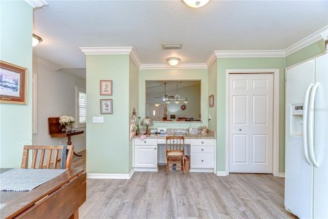 Casa en venta en Zephyrhills, Florida, 2 dormitorios, 131.64 m2 № 1637099 - foto 9