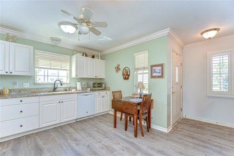 Casa en venta en Zephyrhills, Florida, 2 dormitorios, 131.64 m2 № 1637099 - foto 8