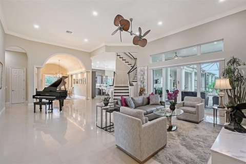 House in Bradenton, Florida 6 bedrooms, 483.09 sq.m. № 1780691 - photo 4