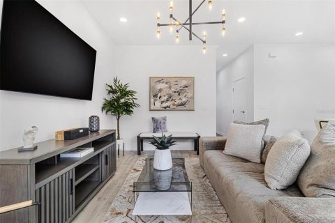 Adosado en alquiler en Tampa, Florida, 3 dormitorios, 148.27 m2 № 1893616 - foto 5