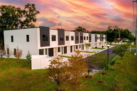 Adosado en alquiler en Tampa, Florida, 3 dormitorios, 148.27 m2 № 1893616 - foto 30