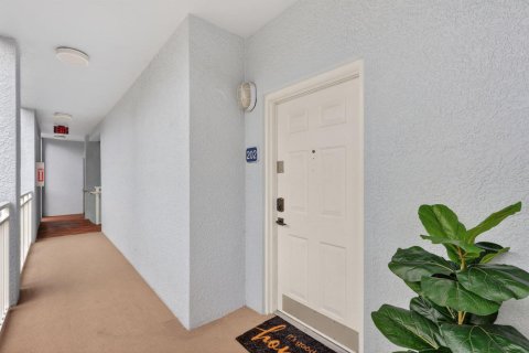 Copropriété à louer à Stuart, Floride: 2 chambres, 104.52 m2 № 2146730 - photo 4