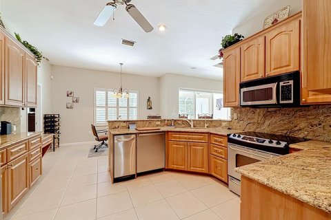 Villa ou maison à vendre à Punta Gorda, Floride: 3 chambres, 210.33 m2 № 2121400 - photo 4