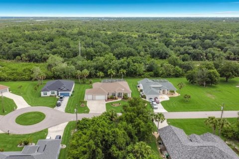 Villa ou maison à vendre à Punta Gorda, Floride: 3 chambres, 210.33 m2 № 2121400 - photo 11