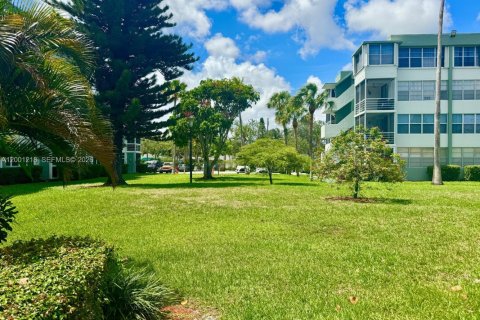 Condo in Hollywood, Florida, 2 bedrooms  № 2066913