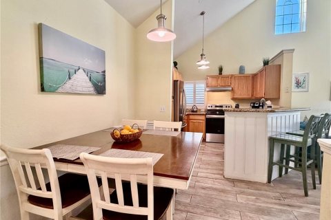 Condo in Kissimmee, Florida, 2 bedrooms  № 2098678 - photo 11