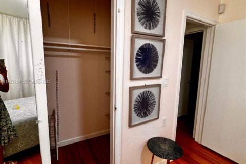 Casa en alquiler en Coral Gables, Florida, 3 dormitorios, 129.51 m2 № 1991086 - foto 22