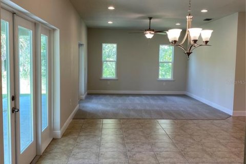 House in North Port, Florida 3 bedrooms, 208.84 sq.m. № 1219337 - photo 7