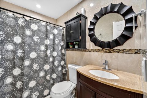 Casa en venta en Hialeah, Florida, 3 dormitorios, 117.8 m2 № 1987466 - foto 16