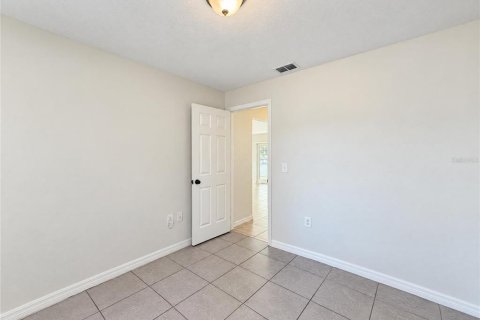 Villa ou maison à vendre à Temple Terrace, Floride: 3 chambres, 113.81 m2 № 2434478 - photo 10