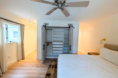 Touwnhouse à louer à Plantation, Floride: 3 chambres, 151.62 m2 № 2389588 - photo 4