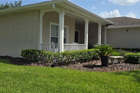 Villa ou maison à vendre à Poinciana, Floride: 2 chambres, 146.23 m2 № 2200802 - photo 2