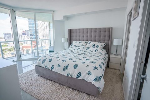 Condominio en venta en Miami, Florida, 2 dormitorios, 107.95 m2 № 1739701 - foto 12