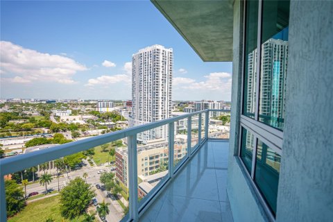 Condominio en venta en Miami, Florida, 2 dormitorios, 107.95 m2 № 1739701 - foto 4