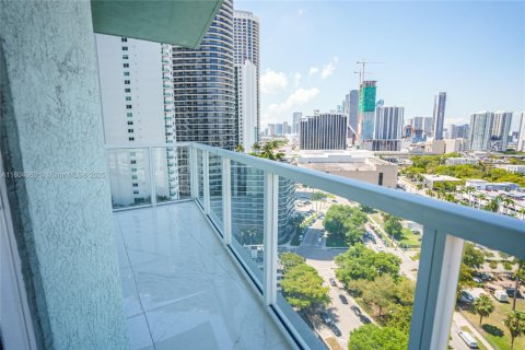 Condominio en venta en Miami, Florida, 2 dormitorios, 107.95 m2 № 1739701 - foto 5
