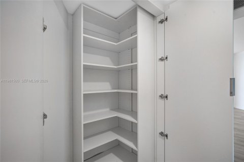 Купить кондоминиум в Авентура, Флорида 2 спальни, 109.72м2, № 2043586 - фото 27