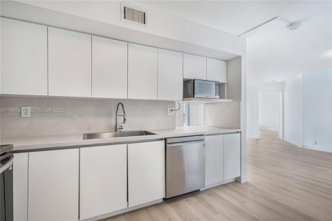 Купить кондоминиум в Авентура, Флорида 2 спальни, 109.72м2, № 2043586 - фото 10