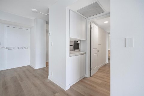 Купить кондоминиум в Авентура, Флорида 2 спальни, 109.72м2, № 2043586 - фото 23