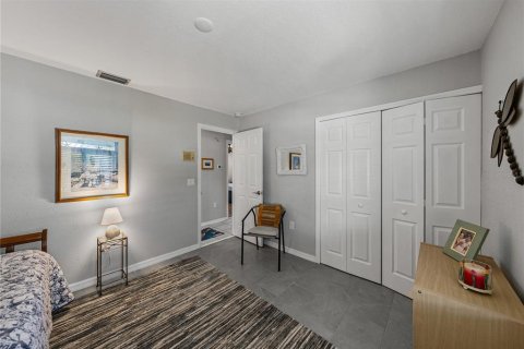 House in Apollo Beach, Florida 3 bedrooms, 147.71 sq.m. № 2166389 - photo 24