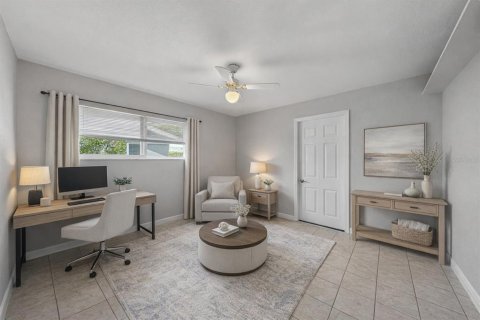 House in Apollo Beach, Florida 3 bedrooms, 147.71 sq.m. № 2166389 - photo 22