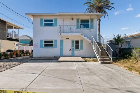 Apartment in Madeira Beach, Florida 2 bedrooms, 65.22 sq.m. № 2224843 - photo 8