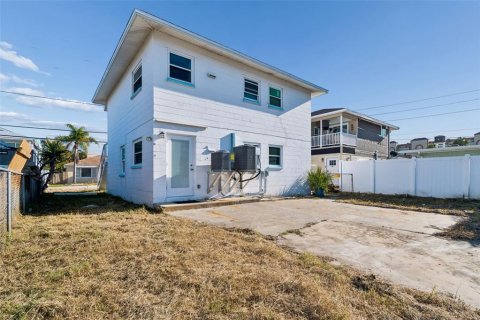 Apartment in Madeira Beach, Florida 2 bedrooms, 65.22 sq.m. № 2224843 - photo 29