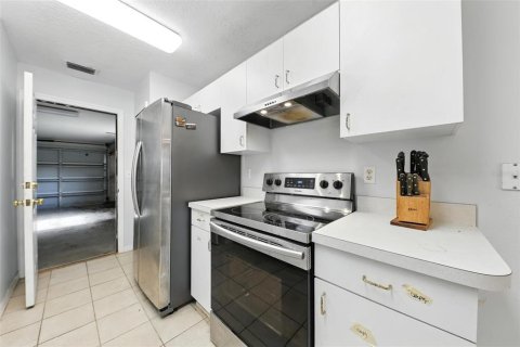 House in Leesburg, Florida 2 bedrooms, 117.24 sq.m. № 1851823 - photo 14