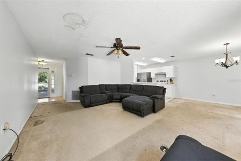 House in Leesburg, Florida 2 bedrooms, 117.24 sq.m. № 1851823 - photo 8