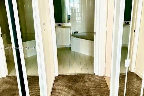 Condo in Doral, Florida, 3 bedrooms  № 1802461 - photo 21