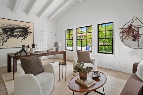 House in Miami Beach, Florida 6 bedrooms, 569.68 sq.m. № 1992479 - photo 17