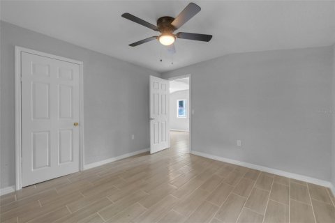 Apartment in Lake Wales, Florida 4 bedrooms, 178.37 sq.m. № 1564174 - photo 27