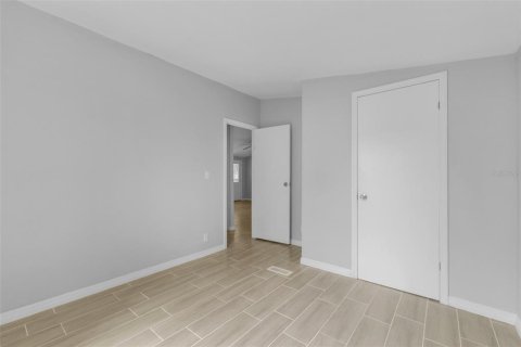 Apartment in Lake Wales, Florida 4 bedrooms, 178.37 sq.m. № 1564174 - photo 20