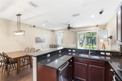 Touwnhouse à vendre à Sanford, Floride: 3 chambres, 141.58 m2 № 2198323 - photo 9