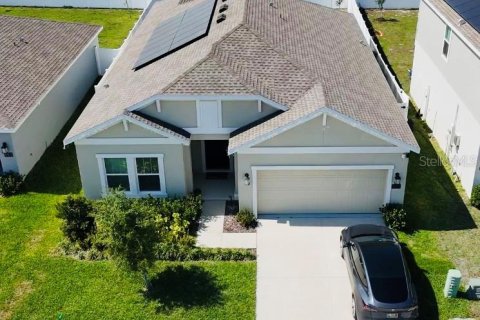 House in Groveland, Florida 4 bedrooms, 175.03 sq.m. № 1734648 - photo 1