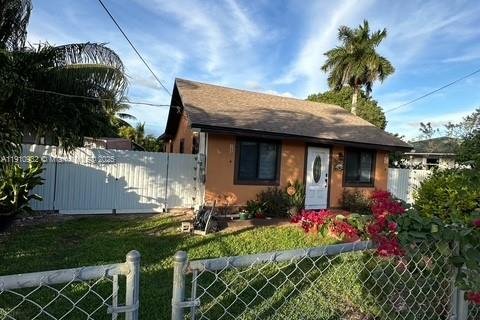 Casa en Florida City, Florida 3 dormitorios, 102.56 m2 № 2016284