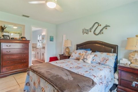 Villa ou maison à vendre à North Port, Floride: 3 chambres, 127 m2 № 1905014 - photo 12