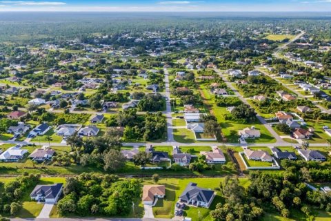 Villa ou maison à vendre à North Port, Floride: 3 chambres, 127 m2 № 1905014 - photo 30