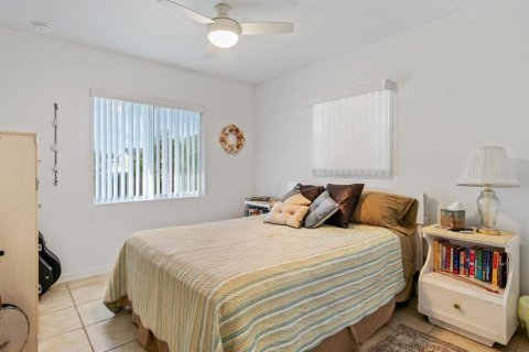 Villa ou maison à vendre à North Port, Floride: 3 chambres, 127 m2 № 1905014 - photo 19
