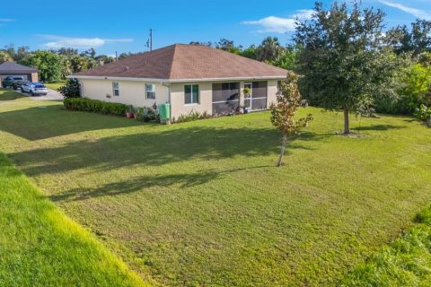 Villa ou maison à vendre à North Port, Floride: 3 chambres, 127 m2 № 1905014 - photo 25