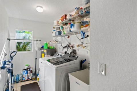 Villa ou maison à vendre à North Port, Floride: 3 chambres, 127 m2 № 1905014 - photo 21