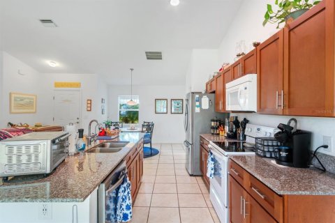 Villa ou maison à vendre à North Port, Floride: 3 chambres, 127 m2 № 1905014 - photo 8