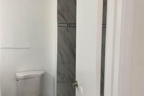 Condominio en venta en Doral, Florida, 2 dormitorios, 98.48 m2 № 1868409 - foto 4