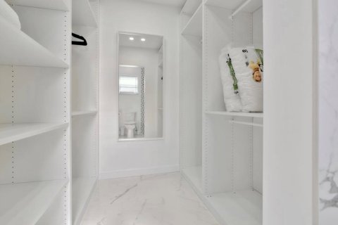 Купить виллу или дом в Бока-Ратон, Флорида 1 комната, 141.03м2, № 2083026 - фото 13