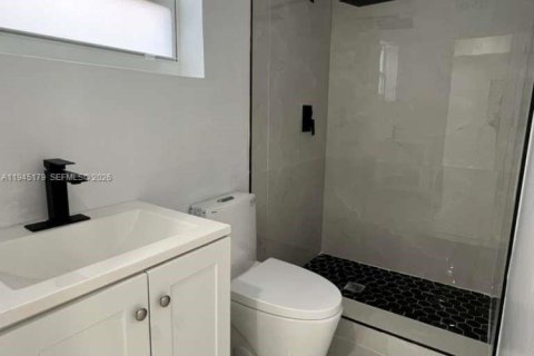 Villa ou maison à louer à Fort Lauderdale, Floride: 3 chambres, 108.6 m2 № 2001507 - photo 12