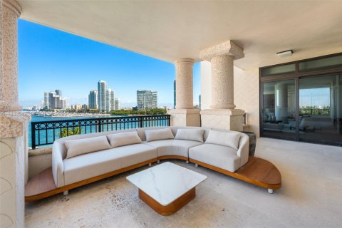 Condo in Miami Beach, Florida, 6 bedrooms № 1991343 - photo 7
